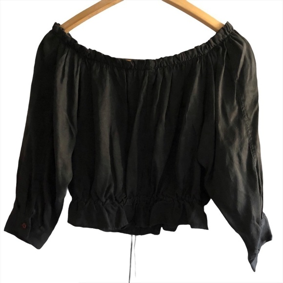 Zara Fillsens off the shoulders ruffle cropped top - Picture 3 of 5